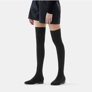 VIVAIA Square-Toe Over-the-Knee Sock Boots in Black Sz EU 41